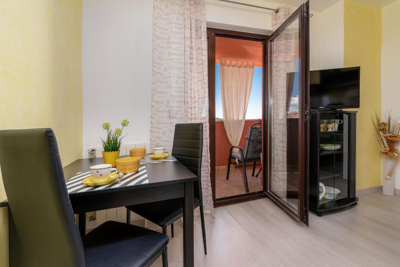 Apartments Miri Vrsar Kültér fotó